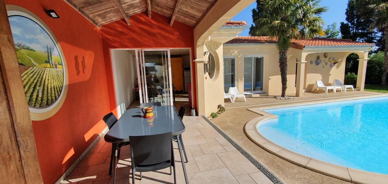 Gite Calme #2 Ou 3 Pers #Piscine #Cholet #Wifi Haut Debit #Travailleurs Thales Lacroix Et Autres Entreprises #Petits Dejeuners Et Repas Possibles Sur Demande Le May-sur-Evre Luaran gambar